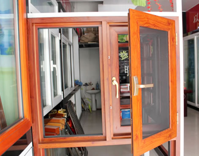 金剛網(wǎng)一體窗&nbsp;鋁木復(fù)合窗